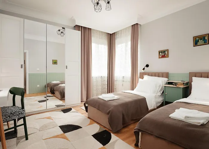 Brand New 2 Bdr Luxury In Centre София