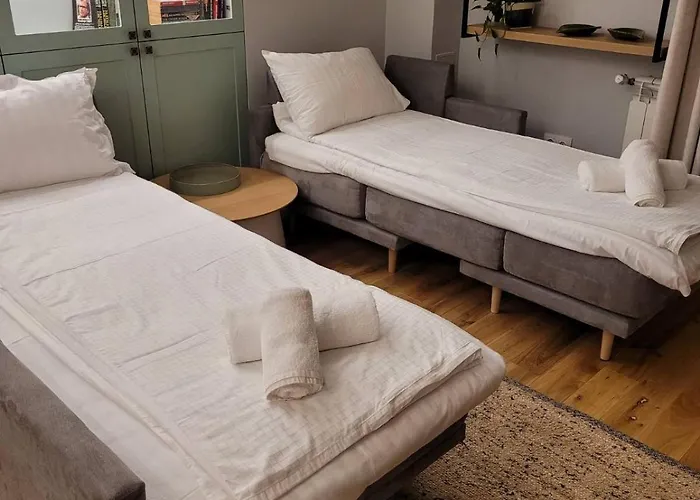 Brand New 2 Bdr Luxury In Centre