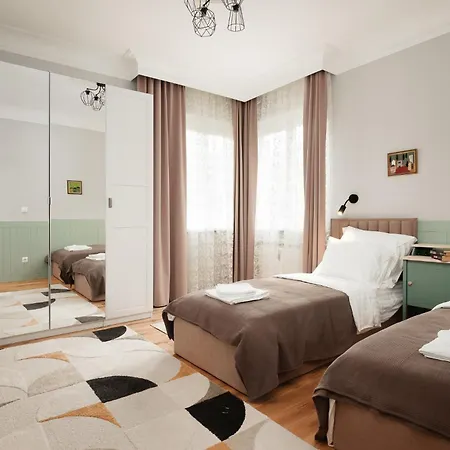 Brand New 2 Bdr Luxury In Centre סופיה